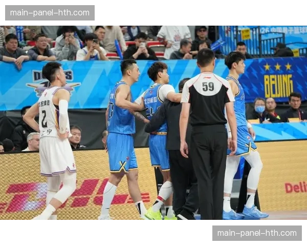 赵睿因脚踝伤势将缺席常规赛最后三轮